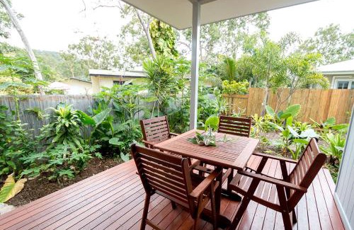 Nelly Bay House | Exceptional Island Cottages: Family-Friendly Getaway