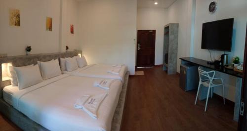 Koh Tao Hotel | Island Dive Club: Oceanfront Retreat with Spa & Dining