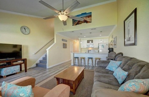 Port Aransas Condo | Island Dunes Condo #1204 - Family-Friendly Near the Beach