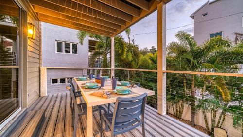 Siesta Key House | Island Escape: Family-Friendly Getaway with Pool Access