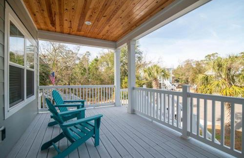 Pawleys Island House | Unwind in Pawleys Island: Family-Friendly Island Escape