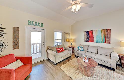 Corpus Christi House | Island Escape: Pet-Friendly Retreat with Pool & High Rating