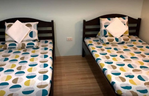 Oslob Hotel | Beachfront Bangcogon Resort with Dining & Family Amenities