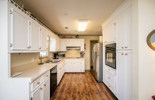 Edisto Island House | Dog-Friendly Island Retreat with Pool & Beach Access