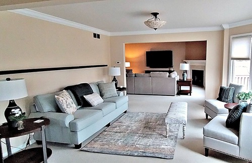 Grosse Ile House | Island home close to water and parks