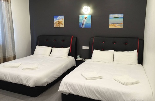Pangkor Island House | Cozy Island Homestay with Kitchen and Breakfast Included