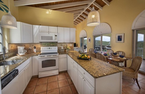 Estate Carolina House | Island Horizons: Gorgeous Oceanfront Retreat with Pool