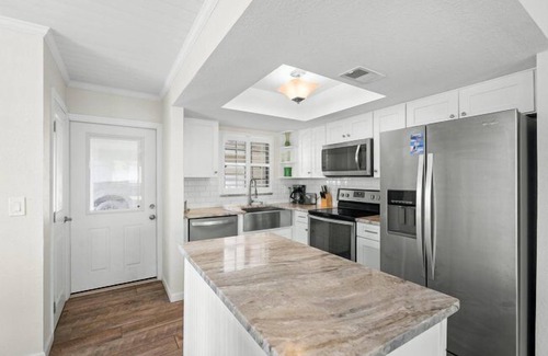 Siesta Key Villa | Discover Island House Beach Resort with Oceanfront Bliss