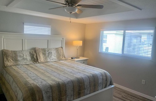 Siesta Key Villa | Beachfront Island House Resort: Rated 9/10 with Pool & Eco Amenities