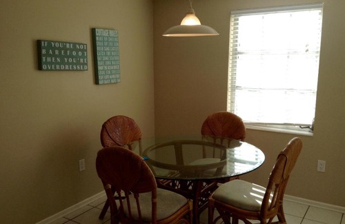 Siesta Key Villa | Family-Friendly Island House Beach Resort with Pool Access