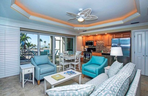 Sanibel Apartment | Experience Island Inn: Ocean View & Spa Amenities Await