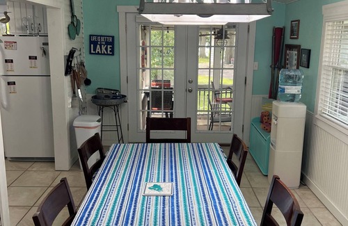 Saint Johns House | Island Lake House: Top-Rated Stay with Ocean Views