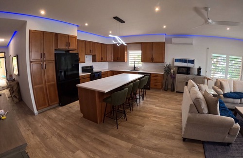 Cole Bay Condo | Island Life, Spacious Ocean-side Living - 3 Bedroom condo in Pelican Key
