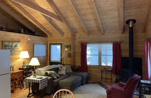 Islesboro House | Ocean View Island Log Home in Maine - Guest Rated 10/10