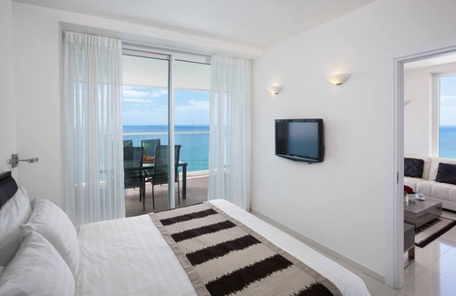 Netanya Hotel | Island Luxurious Suites Hotel