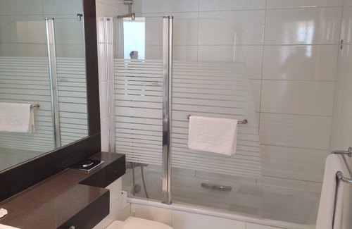 Netanya Hotel | Island Luxurious Suites Hotel