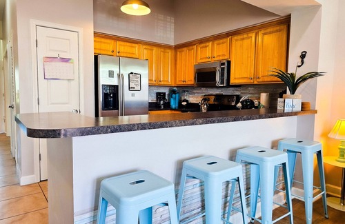 Ono Island Condo | Island Oasis: Pet-Friendly Retreat Steps from the Beach