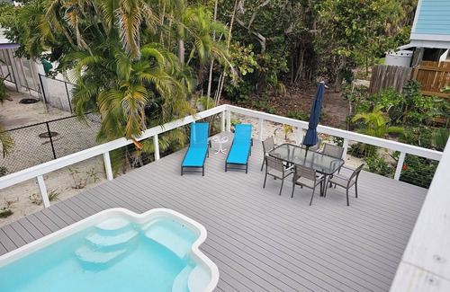 Jose's Hideaway House | Island Oasis: Oceanfront Beach House with Private Pool