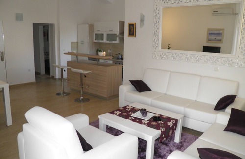 Dinjiska Apartment | Seafront Island Pag: Delightful Stay with Breakfast Included