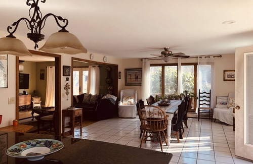 Portsmouth House | Island Retreat: Your Home Away from Home Awaits