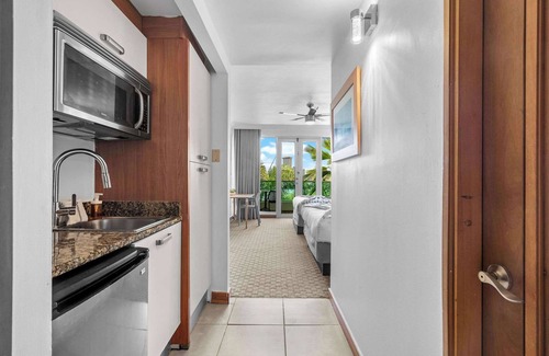 Puerta de Tierra Apartment | Island Studio - Waterfront Retreat with Pool & Ocean Views