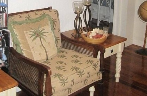 Rio Cottage | Idyllic Island Retreat with Ocean View and Spa Amenities