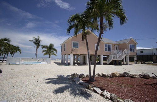 Big Pine Key House | Experience Island Sunrise Resort: Open Water & Unique Amenities
