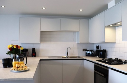 Sandown Apartment | Unforgettable Island Time: Family-Friendly Oceanfront Retreat