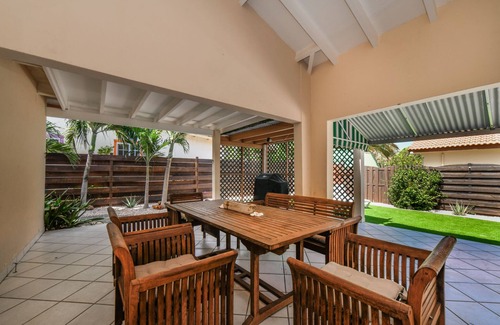 Oranjestad Villa | Exceptional Island Time Villa with Private Pool & Pet Friendly