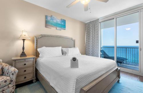 Ono Island Apartment | Relaxing Island Tower 1502 with Pool & Breakfast Included