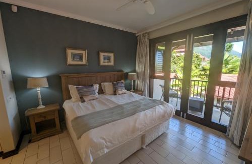 Mahe Island Apartment | Oceanfront Escape at Island View Apartment - Rated 9.5/10