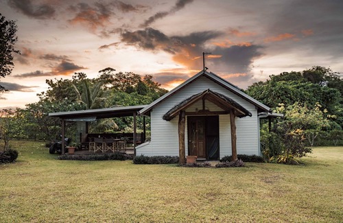 Aore Island Cottage | Cozy Island View Cottage with Complimentary Breakfast