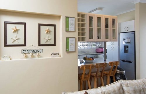 Melkbosstrand Apartment | Oceanfront Retreat at Island View f5 in Melkbosstrand