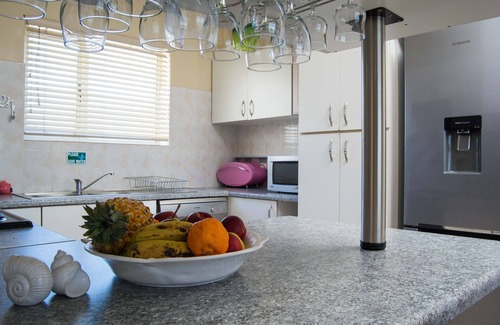 Melkbosstrand Apartment | Oceanfront Retreat at Island View f5 in Melkbosstrand