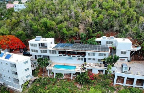 Estate Contant House | Island View Guest House # 1