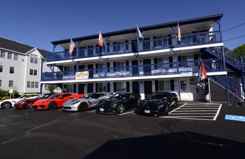 Old Orchard Beach Hotel | Ocean View Island View Motel with Pool & Family Amenities