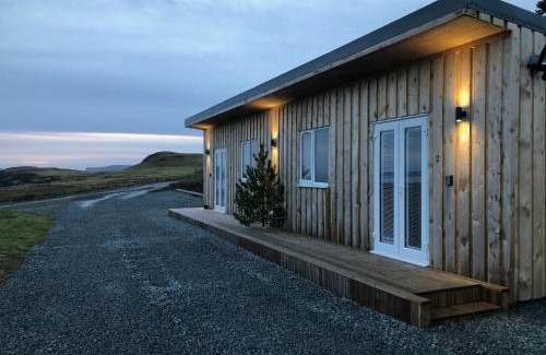 Ebost Apartment | Cozy Island View Room with Breakfast & 9.5/10 Rating