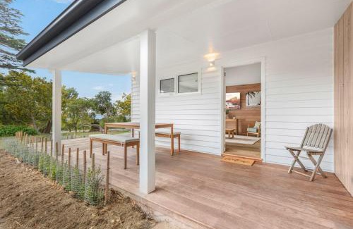 Adventure Bay House | Island Views 2 Br cottage Adventure Bay