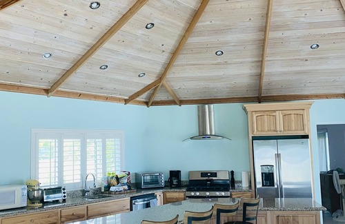 Stella Maris Villa | Island Villa with Private Pool & Ocean Views Near Rock Hill