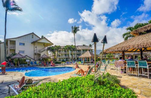 Wailua Hotel | Beachfront Retreat at Islander on the Beach 235