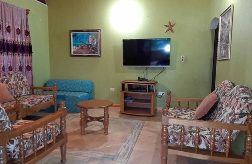 Canaan Apartment | Discover Islanders Place: Ocean View & Family-Friendly Stays