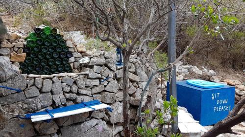 Bisevo Cabin | Experience Island Escape: Pet-Friendly, Oceanfront Retreat