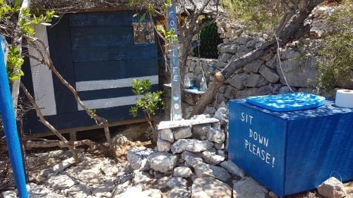 Bisevo Cabin | Experience Island Escape: Pet-Friendly, Oceanfront Retreat