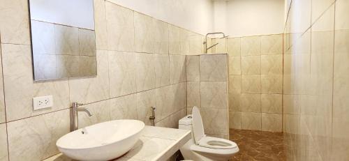 Thong Sala House | Islandlife Bungalows: Oceanfront Stay with Pool Access