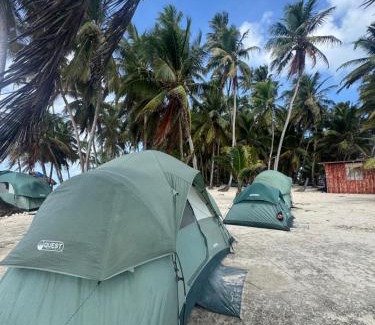 Panama Other | Relaxing Cabañas by the Sea on San Blas Islands
