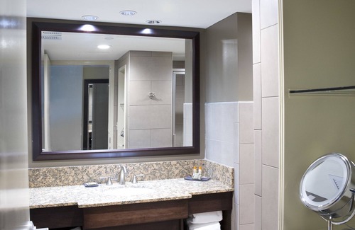 Boonville Hotel | Relax at Isle of Capri Casino Hotel Boonville - Eco-Friendly Stay