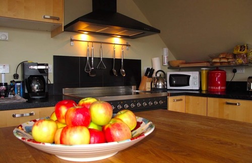 Isle of Colonsay House | Discover Isle of Colonsay: Pet-Friendly Island Retreat