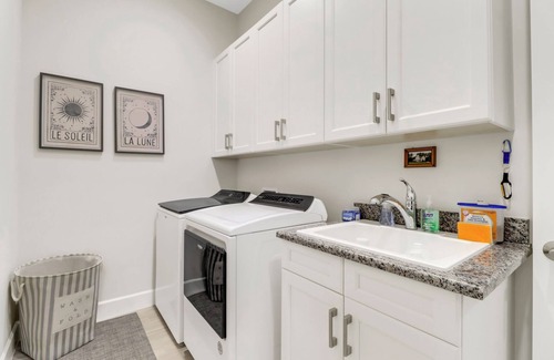 East Naples House | Isles of Collier | 2 bedrooms | den | 2 bathrooms