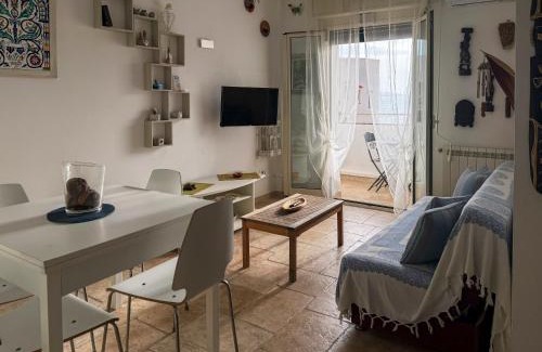 Isola delle Femmine House | Inviting Isola delle Femmine Holiday with Oceanfront Views