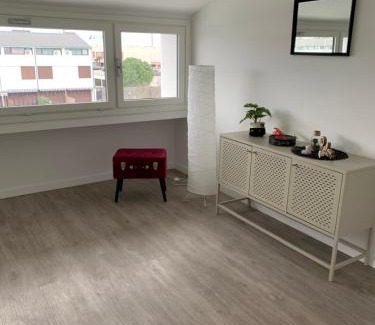 Lignano Sabbiadoro Apartment | Experience Isola Terramare: Family-Friendly with Pool Access